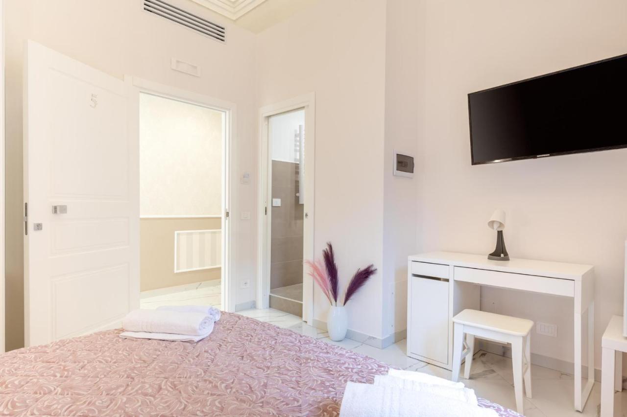 Bed and Breakfast Palazzobellini Катания Экстерьер фото