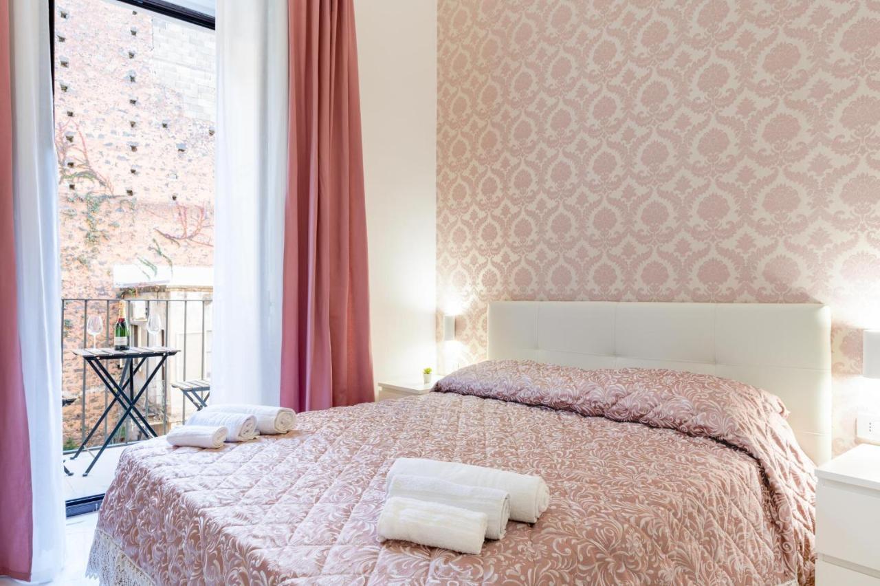 Bed and Breakfast Palazzobellini Катания Экстерьер фото