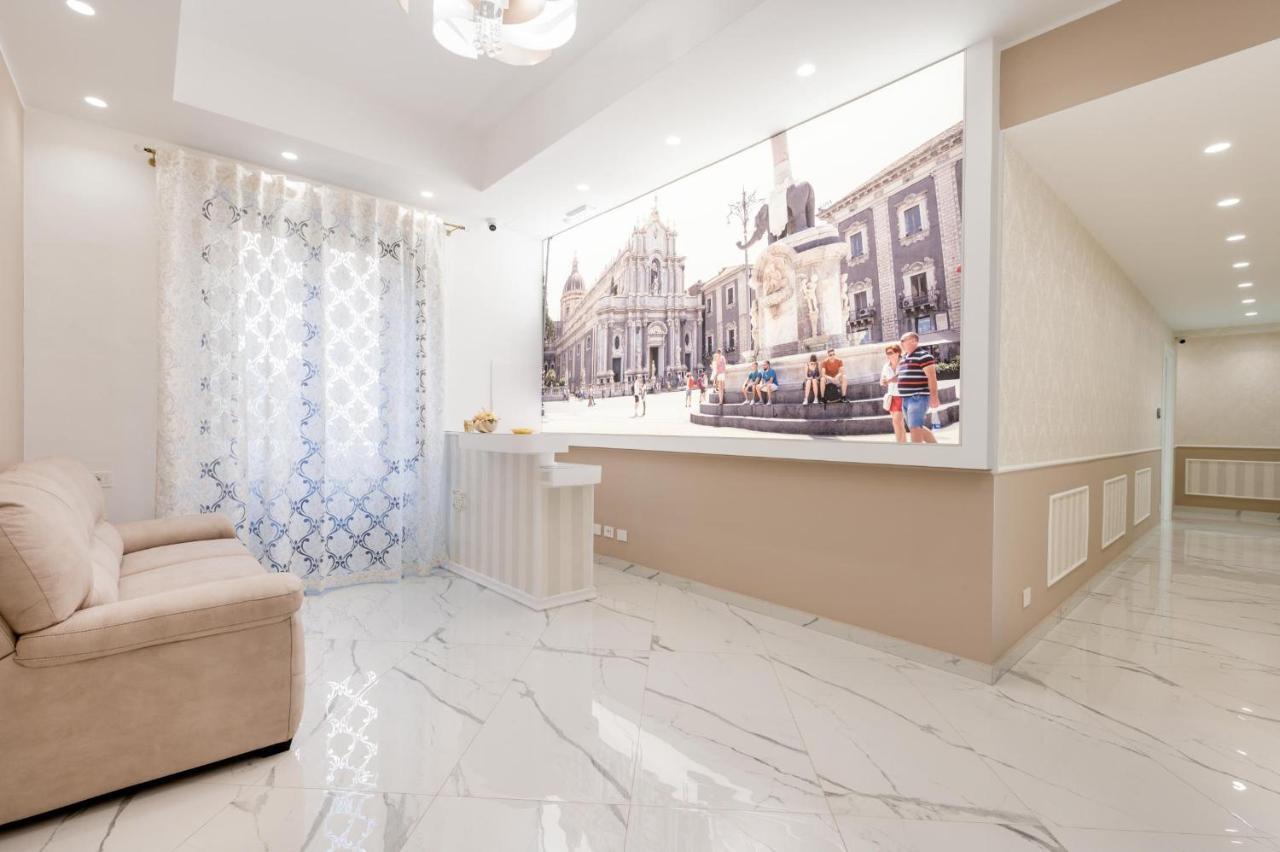 Bed and Breakfast Palazzobellini Катания Экстерьер фото