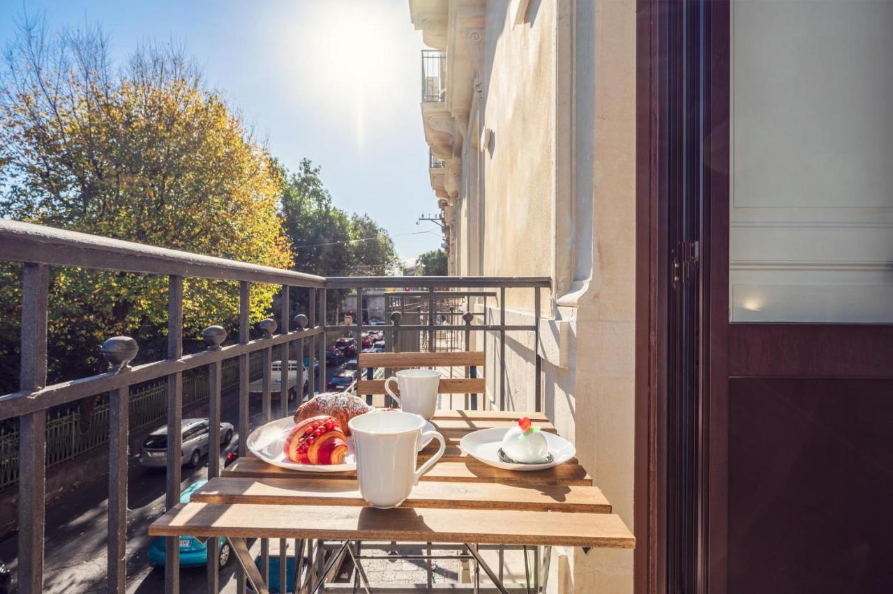 Bed and Breakfast Palazzobellini Катания Экстерьер фото