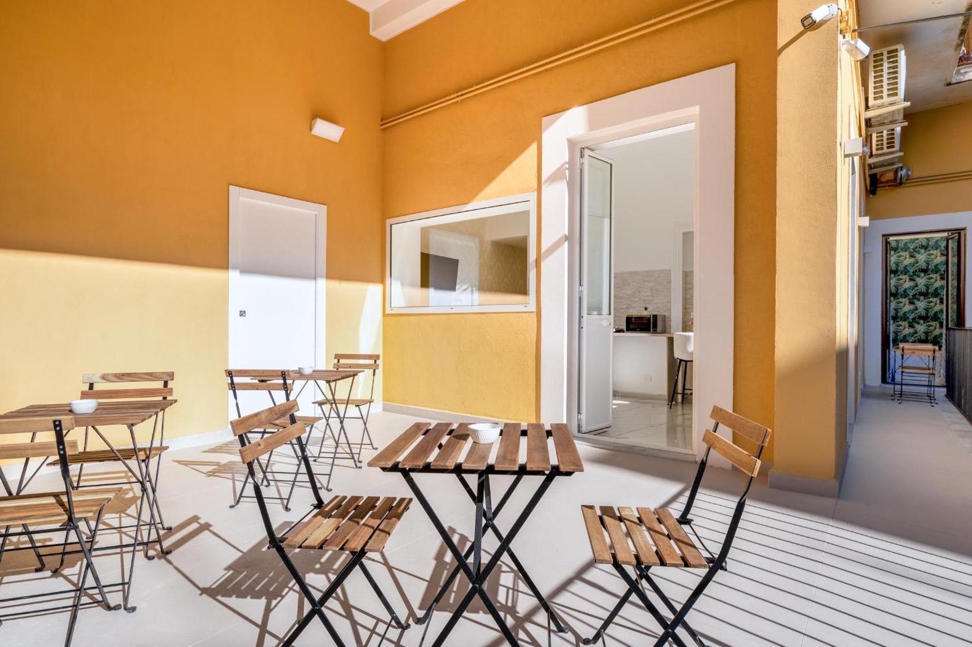 Bed and Breakfast Palazzobellini Катания Экстерьер фото